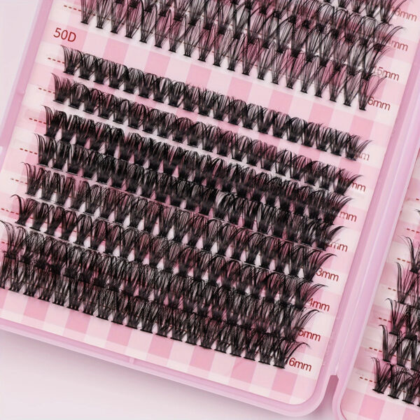 640 eyelash extensions - D-roll, 9-18mm, 30D-80D thickness, perfect for cat eyes, baby eyes, and natural styles